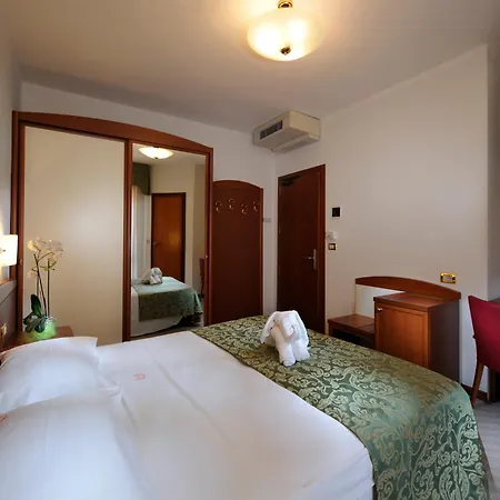 Eden 호텔 비비오네