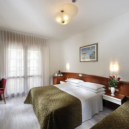 Eden Hotel 4*