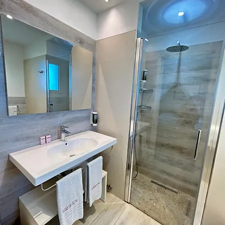 Eden Hotel 4*